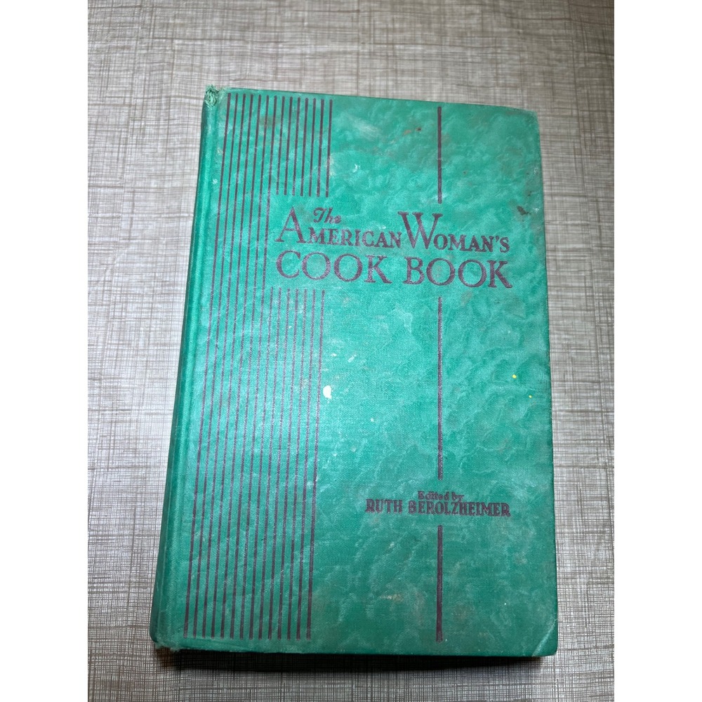 Vintage 1948 The American Womans Cook Book Ruth Berolzheimer Thumb Index Green